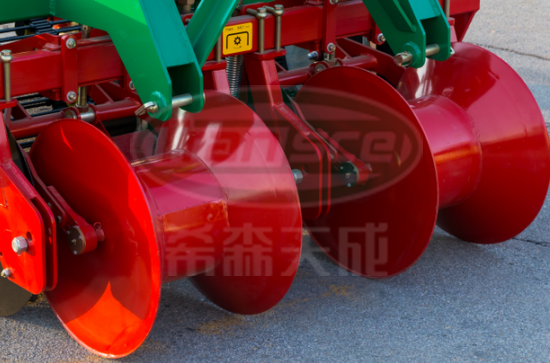 2017新款！4UX-170A型悬挂式马铃薯收获机，你值得拥有！